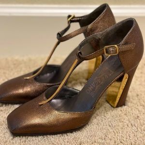 Salvatore Ferragamo limited edition heels Size 7